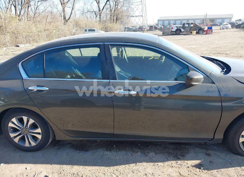 Photo 13 of 2015 Honda Accord LX (VIN 1HGCR2F38FA103395)