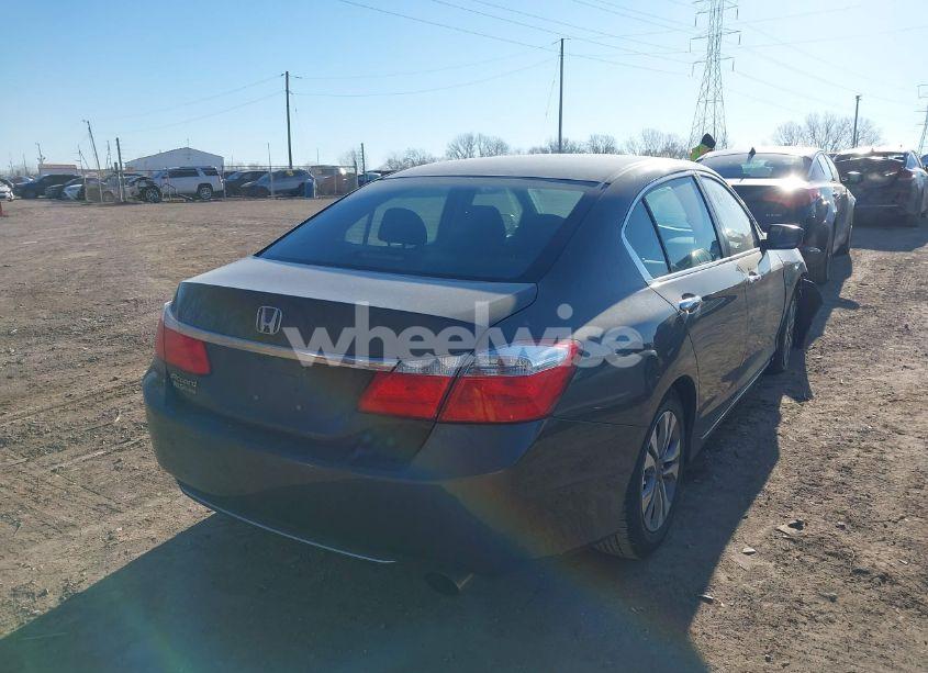 Photo 4 of 2015 Honda Accord LX (VIN 1HGCR2F38FA103395)