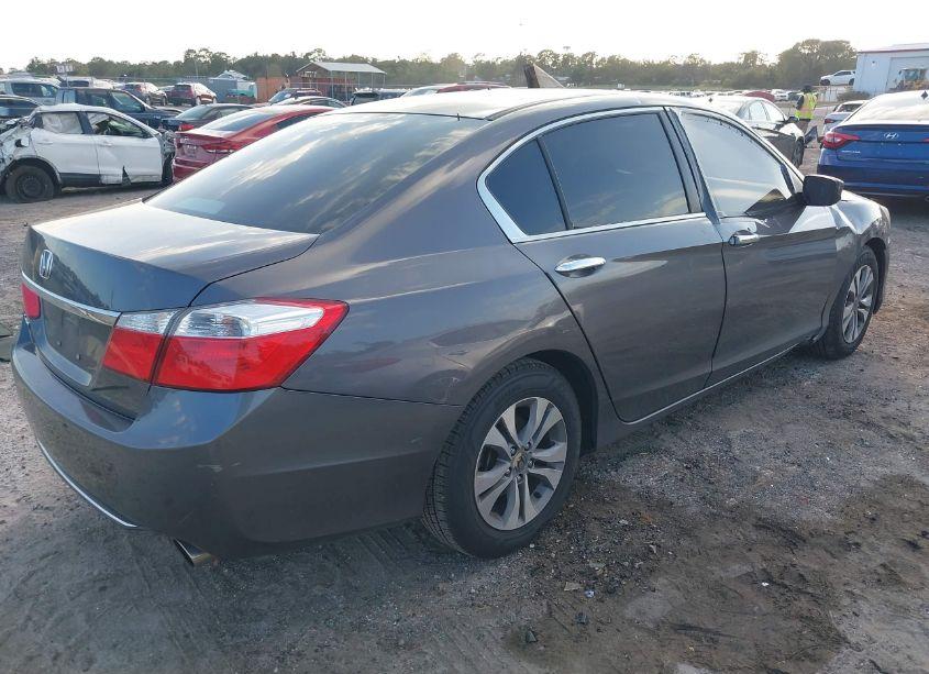 Photo 4 of 2015 Honda Accord LX (VIN 1HGCR2F38FA110136)