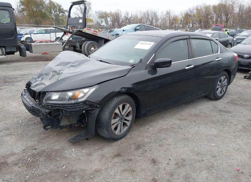 Photo 2 of 2015 Honda Accord LX (VIN 1HGCR2F38FA120360)