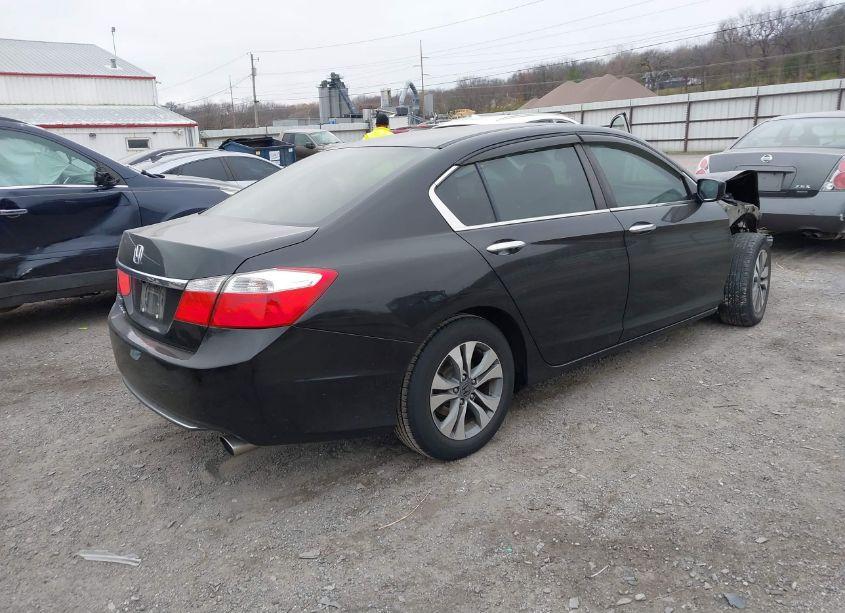 Photo 4 of 2015 Honda Accord LX (VIN 1HGCR2F38FA120360)
