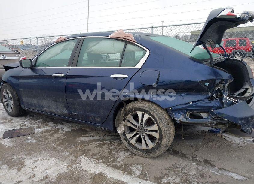 Photo 14 of 2015 Honda Accord LX (VIN 1HGCR2F38FA127678)