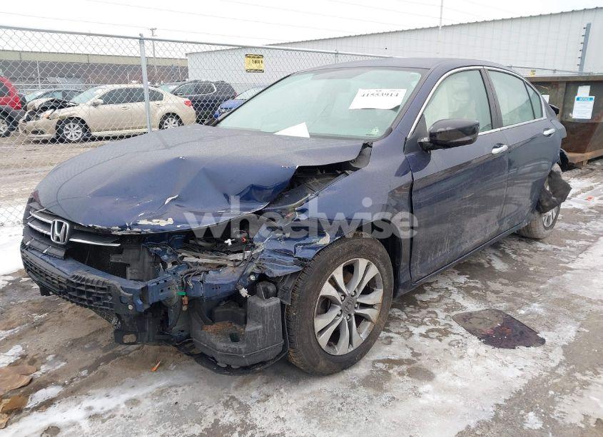 Photo 2 of 2015 Honda Accord LX (VIN 1HGCR2F38FA127678)