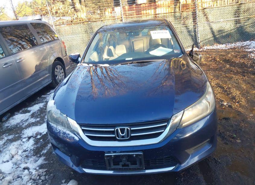 Photo 12 of 2015 Honda Accord LX (VIN 1HGCR2F38FA127714)