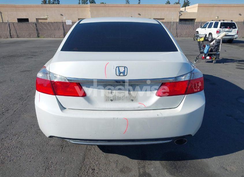 Photo 16 of 2015 Honda Accord LX (VIN 1HGCR2F38FA128703)