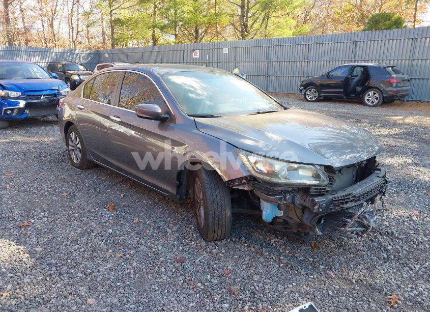 2015 Honda Accord LX (VIN 1HGCR2F38FA136073) main photo