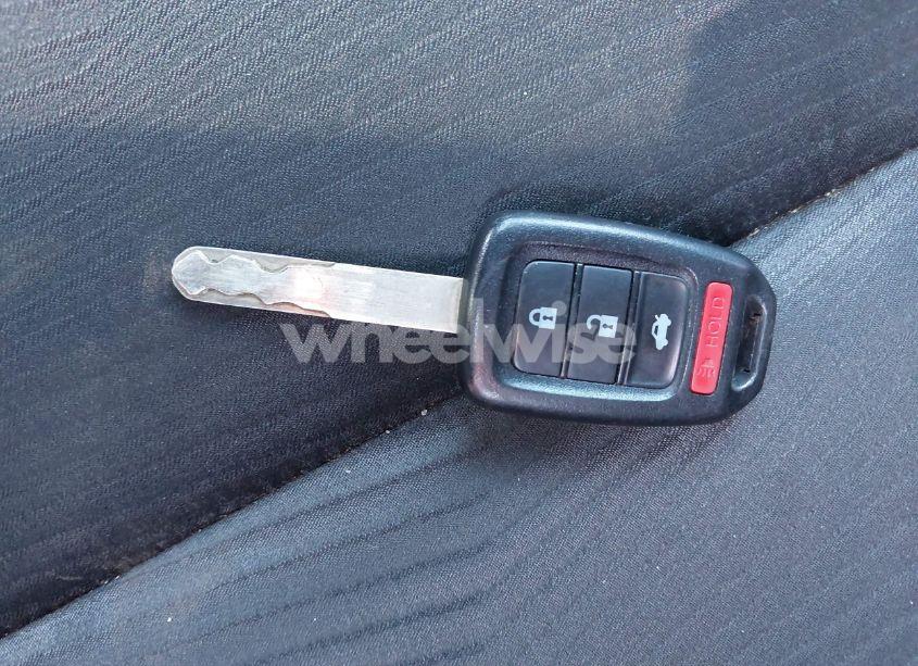 Photo 11 of 2015 Honda Accord LX (VIN 1HGCR2F38FA136073)