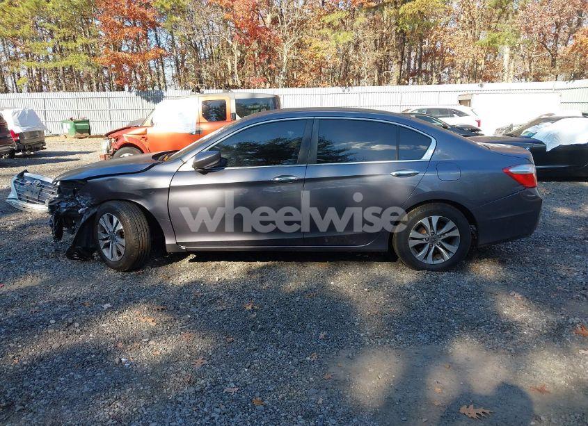 Photo 14 of 2015 Honda Accord LX (VIN 1HGCR2F38FA136073)