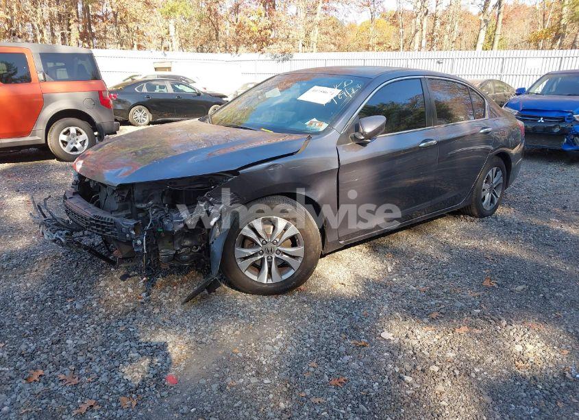 Photo 2 of 2015 Honda Accord LX (VIN 1HGCR2F38FA136073)