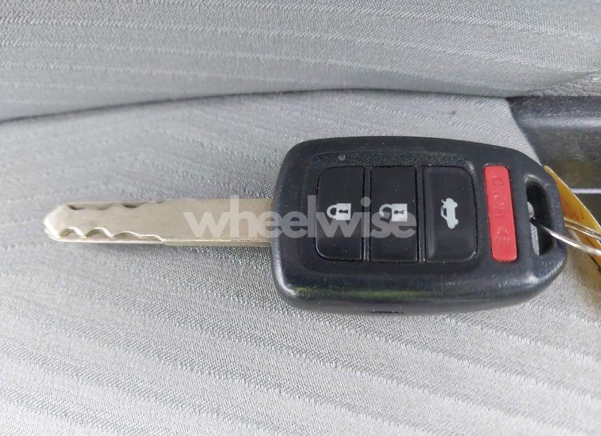 Photo 11 of 2015 Honda Accord LX (VIN 1HGCR2F38FA144786)