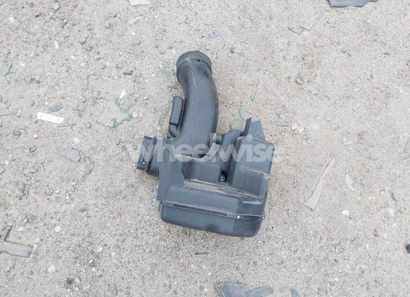 Photo 12 of 2015 Honda Accord LX (VIN 1HGCR2F38FA144786)