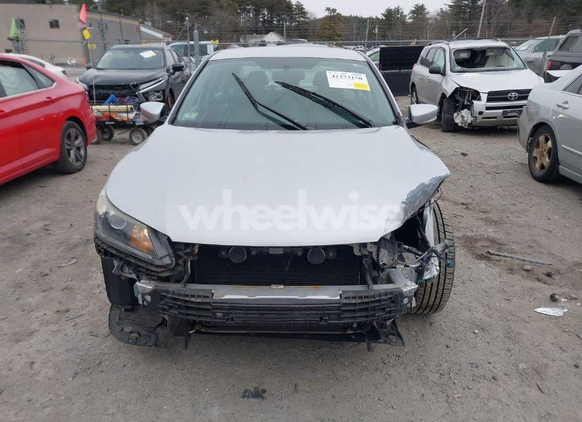 Photo 13 of 2015 Honda Accord LX (VIN 1HGCR2F38FA144786)