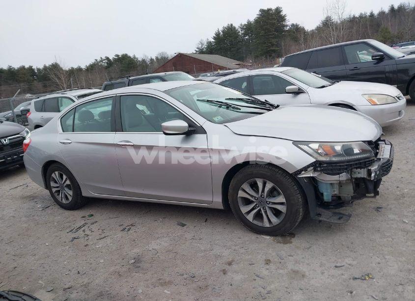 Photo 14 of 2015 Honda Accord LX (VIN 1HGCR2F38FA144786)