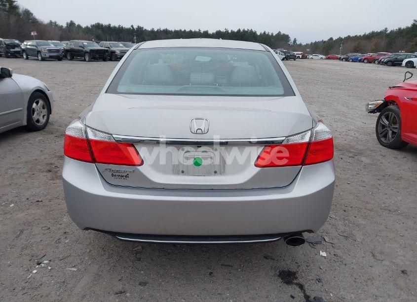 Photo 17 of 2015 Honda Accord LX (VIN 1HGCR2F38FA144786)