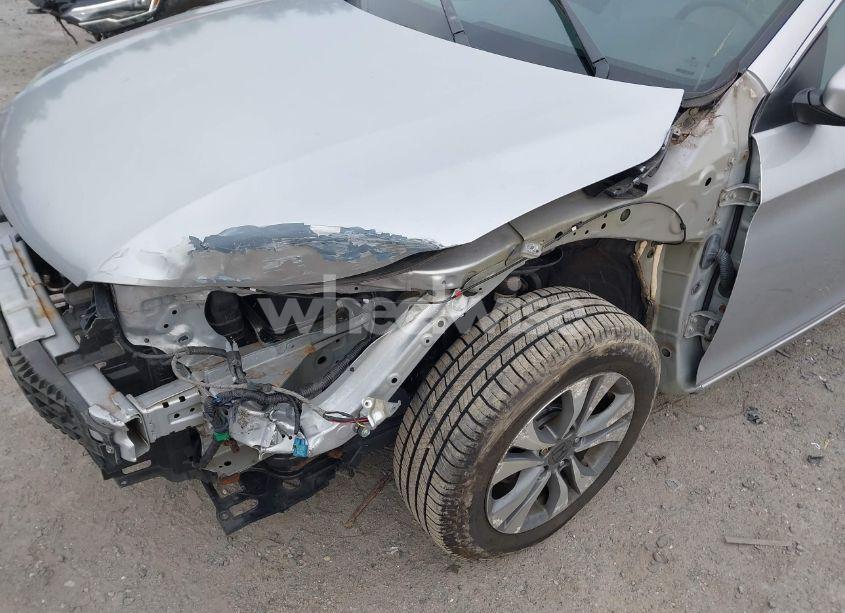 Photo 6 of 2015 Honda Accord LX (VIN 1HGCR2F38FA144786)