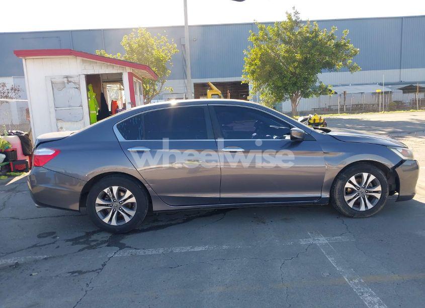 Photo 13 of 2015 Honda Accord LX (VIN 1HGCR2F38FA147851)