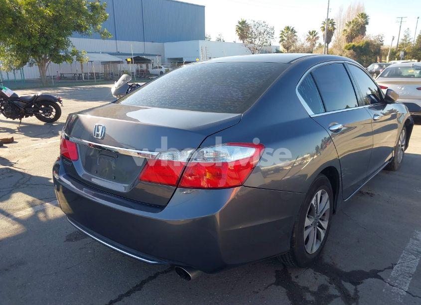 Photo 4 of 2015 Honda Accord LX (VIN 1HGCR2F38FA147851)