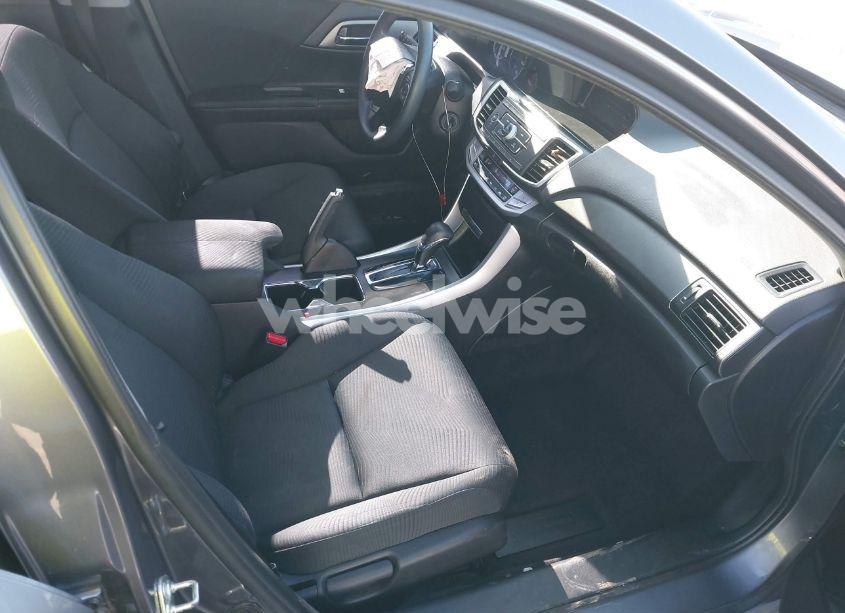 Photo 5 of 2015 Honda Accord LX (VIN 1HGCR2F38FA147851)