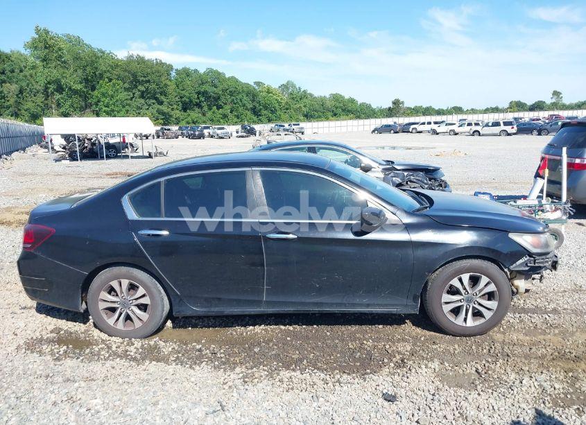 Photo 14 of 2015 Honda Accord LX (VIN 1HGCR2F38FA163841)