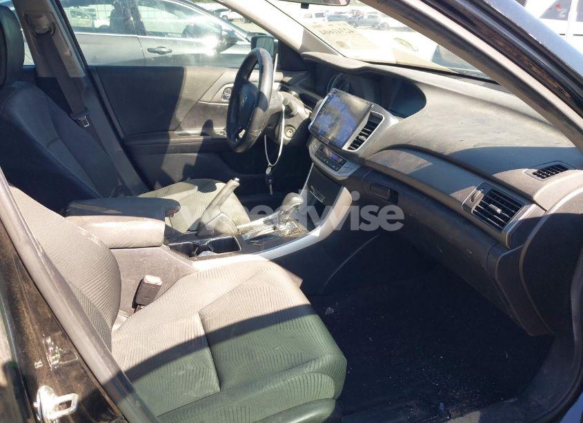 Photo 5 of 2015 Honda Accord LX (VIN 1HGCR2F38FA163841)