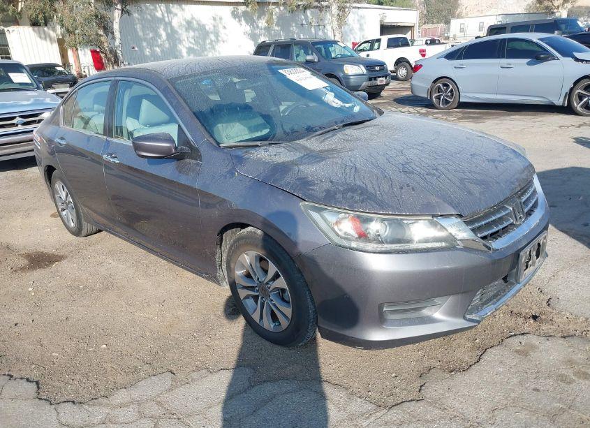 2015 Honda Accord LX (VIN 1HGCR2F38FA172328) main photo