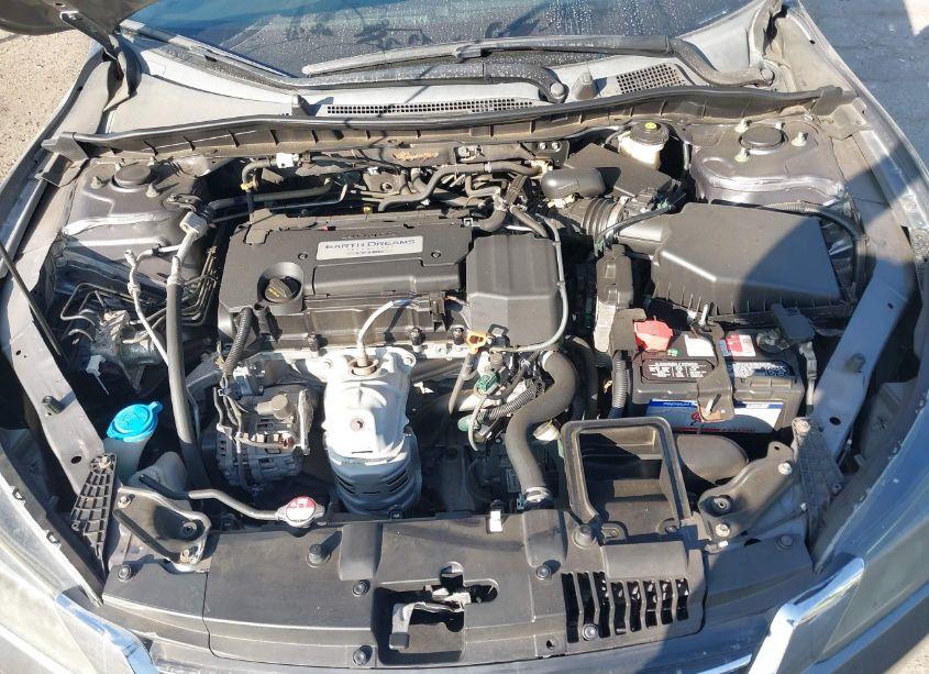 Photo 10 of 2015 Honda Accord LX (VIN 1HGCR2F38FA172328)