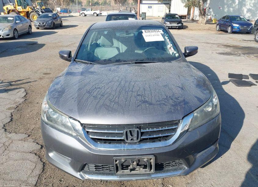 Photo 12 of 2015 Honda Accord LX (VIN 1HGCR2F38FA172328)