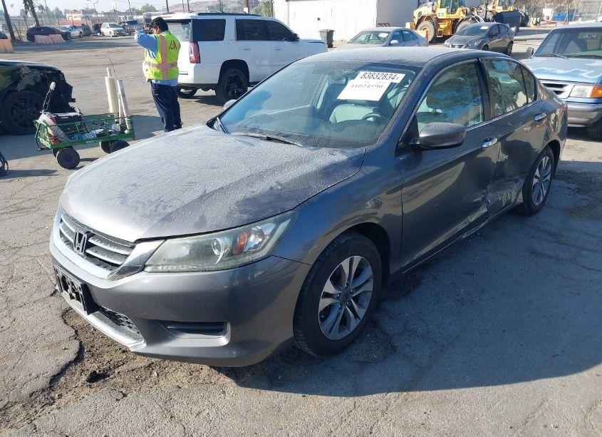 Photo 2 of 2015 Honda Accord LX (VIN 1HGCR2F38FA172328)