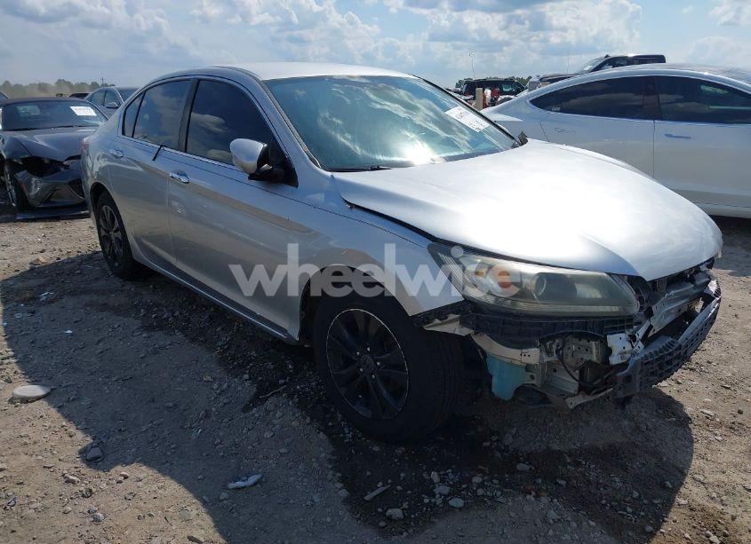 2015 Honda Accord LX (VIN 1HGCR2F38FA187136) main photo