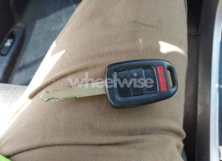 Photo 11 of 2015 Honda Accord LX (VIN 1HGCR2F38FA187136)