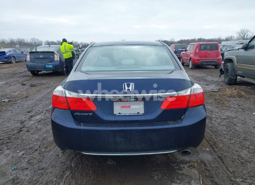Photo 16 of 2015 Honda Accord LX (VIN 1HGCR2F38FA211046)