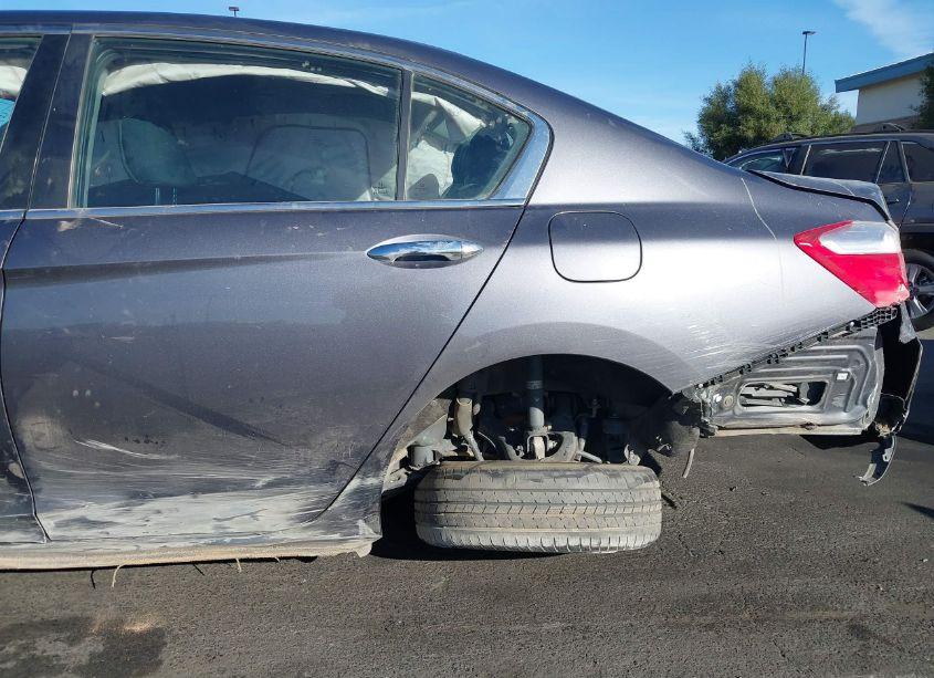 Photo 18 of 2015 Honda Accord LX (VIN 1HGCR2F38FA216022)