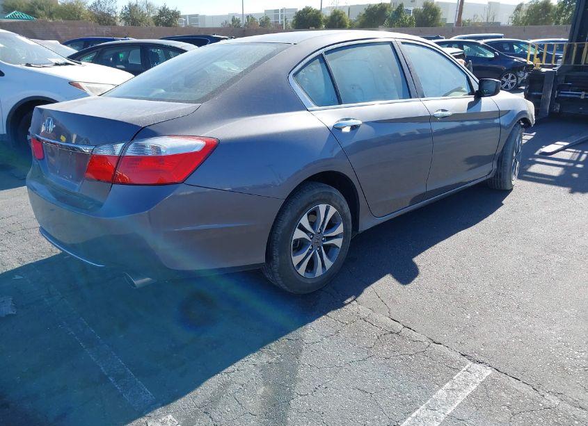 Photo 4 of 2015 Honda Accord LX (VIN 1HGCR2F38FA216022)