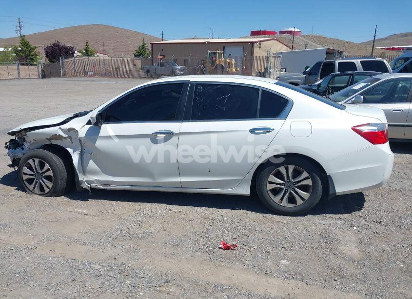 Photo 13 of 2015 Honda Accord LX (VIN 1HGCR2F38FA219812)