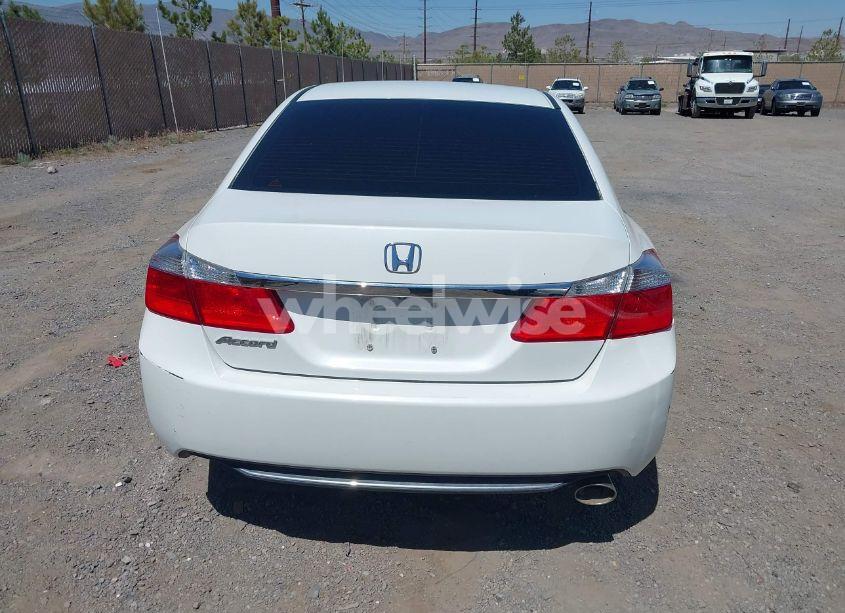 Photo 15 of 2015 Honda Accord LX (VIN 1HGCR2F38FA219812)