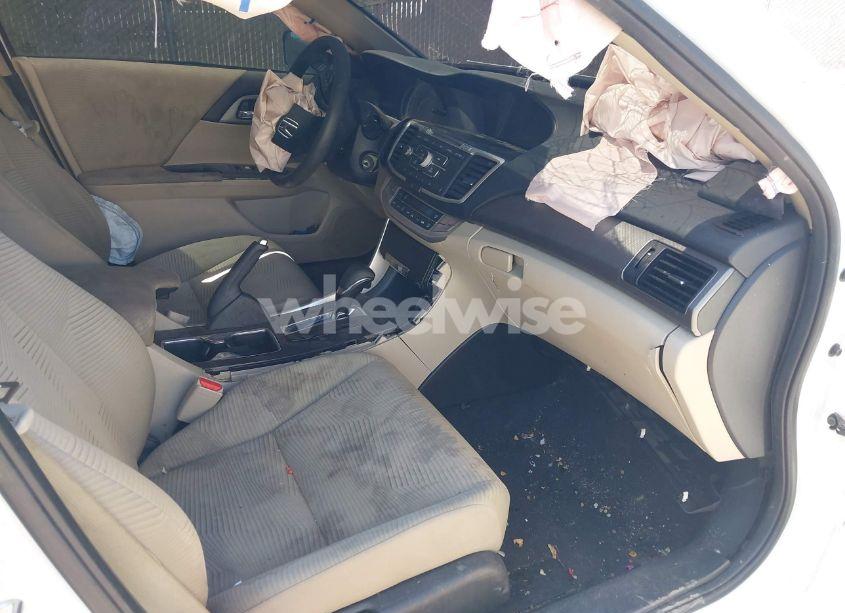 Photo 5 of 2015 Honda Accord LX (VIN 1HGCR2F38FA219812)