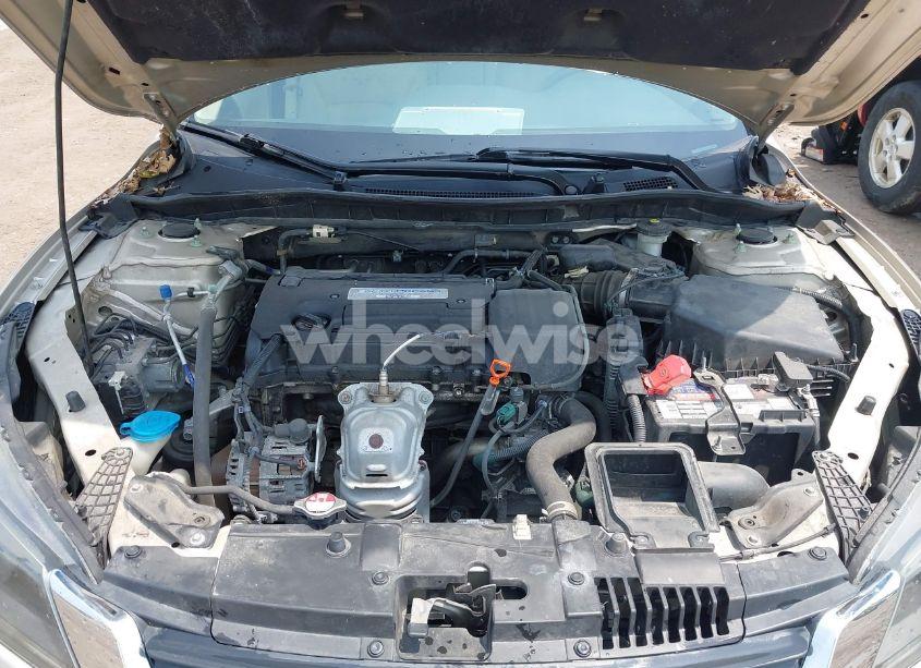 Photo 10 of 2015 Honda Accord LX (VIN 1HGCR2F38FA233189)