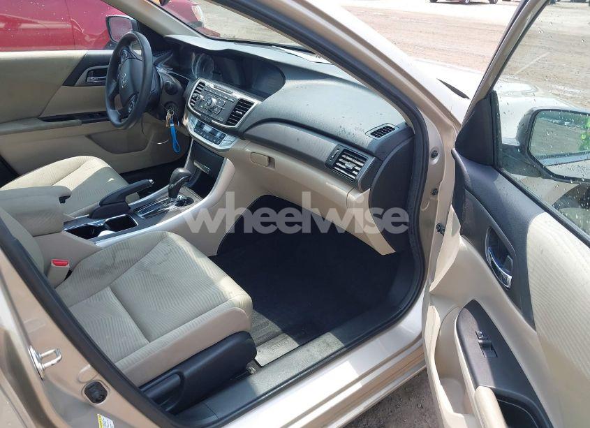 Photo 5 of 2015 Honda Accord LX (VIN 1HGCR2F38FA233189)