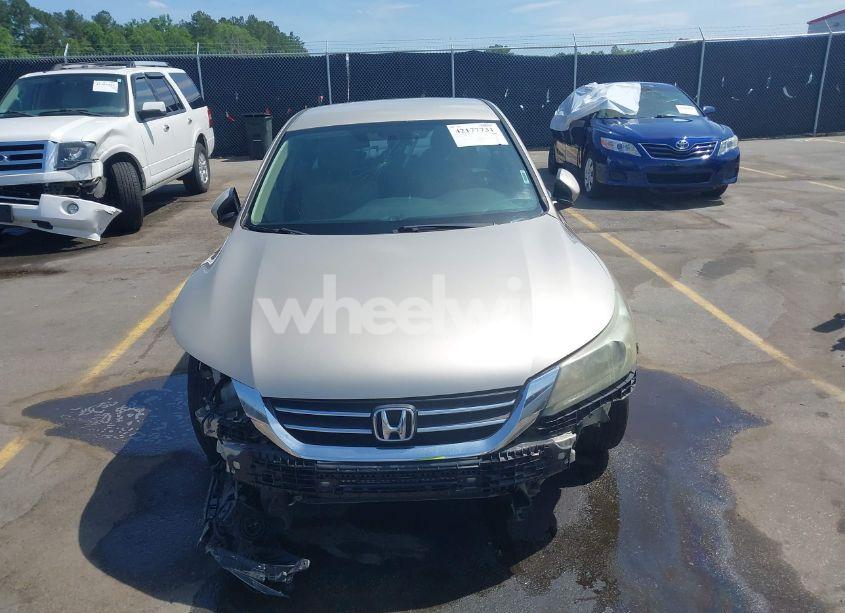 Photo 13 of 2015 Honda Accord LX (VIN 1HGCR2F38FA249666)
