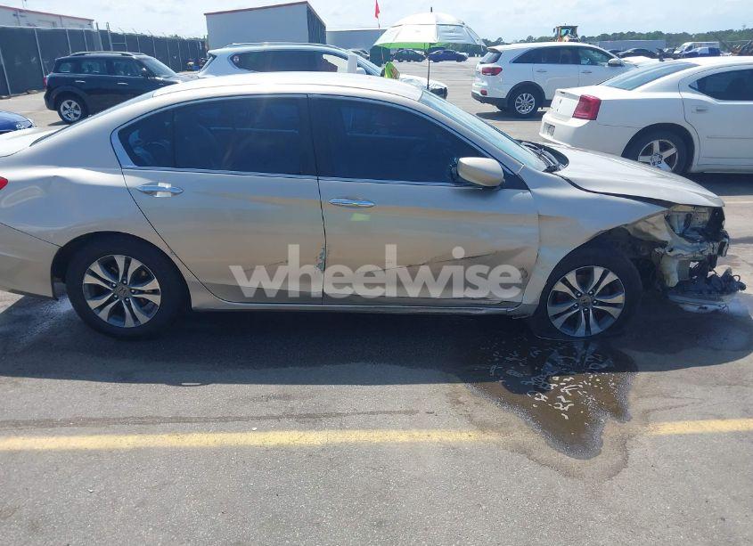Photo 14 of 2015 Honda Accord LX (VIN 1HGCR2F38FA249666)