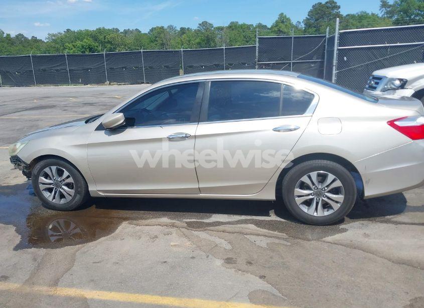 Photo 15 of 2015 Honda Accord LX (VIN 1HGCR2F38FA249666)