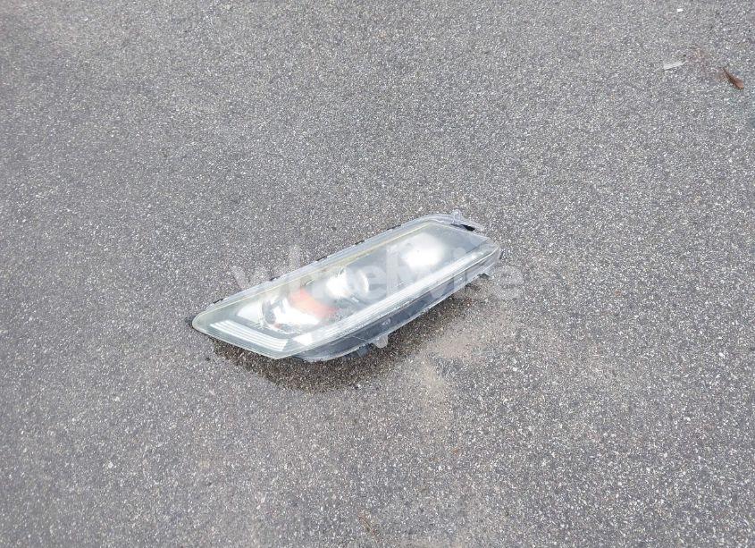 Photo 12 of 2015 Honda Accord LX (VIN 1HGCR2F38FA261705)