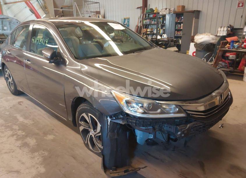 2016 Honda Accord LX (VIN 1HGCR2F38GA084042) main photo