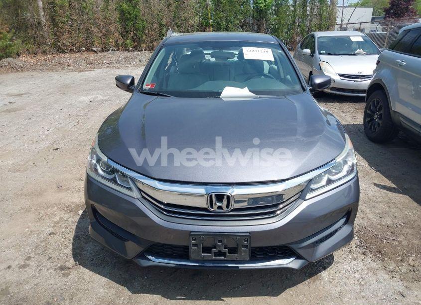 Photo 12 of 2016 Honda Accord LX (VIN 1HGCR2F38GA084140)