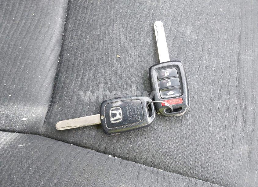 Photo 11 of 2016 Honda Accord LX (VIN 1HGCR2F38GA087782)