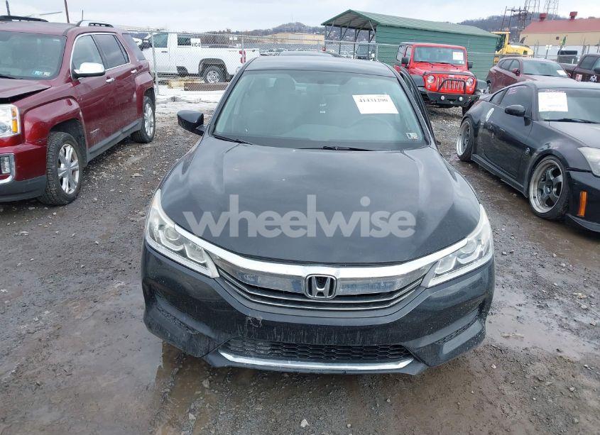 Photo 13 of 2016 Honda Accord LX (VIN 1HGCR2F38GA087782)