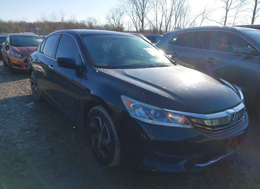 2016 Honda Accord LX (VIN 1HGCR2F38GA100417) main photo
