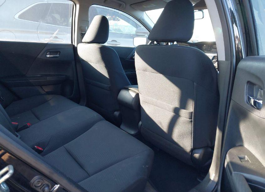 Photo 8 of 2016 Honda Accord LX (VIN 1HGCR2F38GA100417)