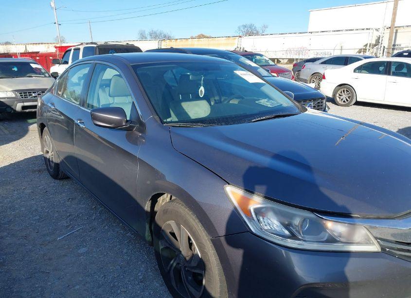 2016 Honda Accord LX (VIN 1HGCR2F38GA107609) main photo