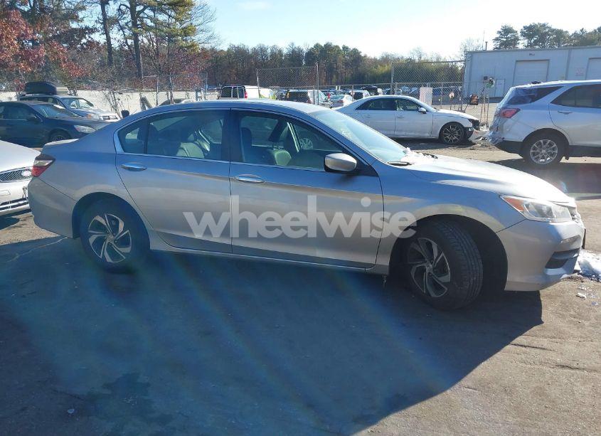 Photo 13 of 2016 Honda Accord LX (VIN 1HGCR2F38GA112454)